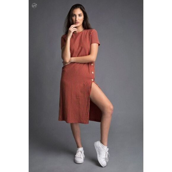 Zara Trafaluc Tee Dress Size Small Red Stripe Side Button Short Sleeve Midi Knit - Picture 1 of 10
